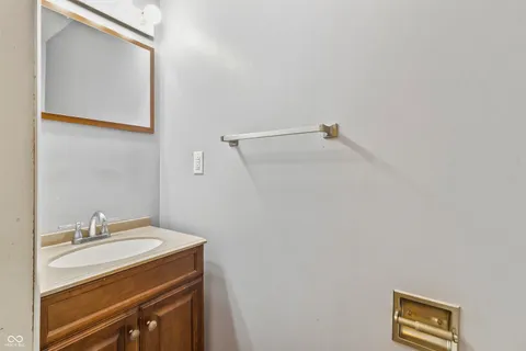 $299,900 | 10190 North Balfer Drive East, Fortville, IN 46040