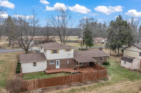 $299,900 | 10190 North Balfer Drive East, Fortville, IN 46040