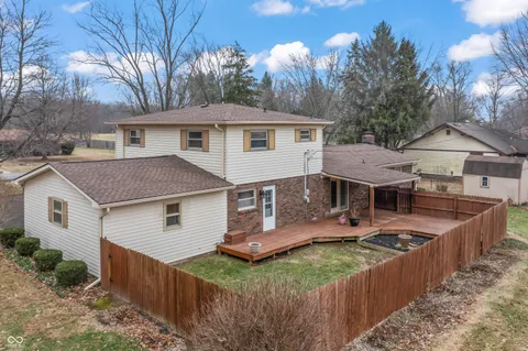 $299,900 | 10190 North Balfer Drive East, Fortville, IN 46040