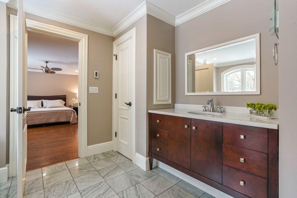 4 Woodcliff Road Wellesley, MA 02481 - Photo 29 of 37