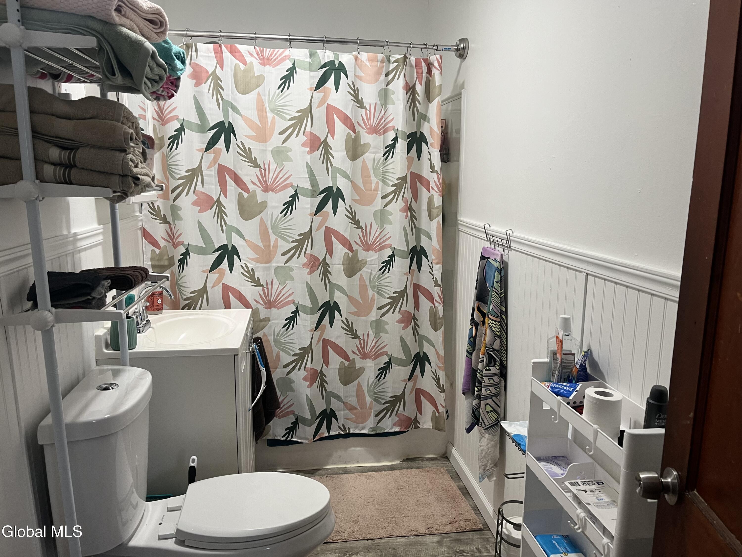 708 East Street Rensselaer, NY 12144 - Photo 17 of 29 2nd fl bath(3)