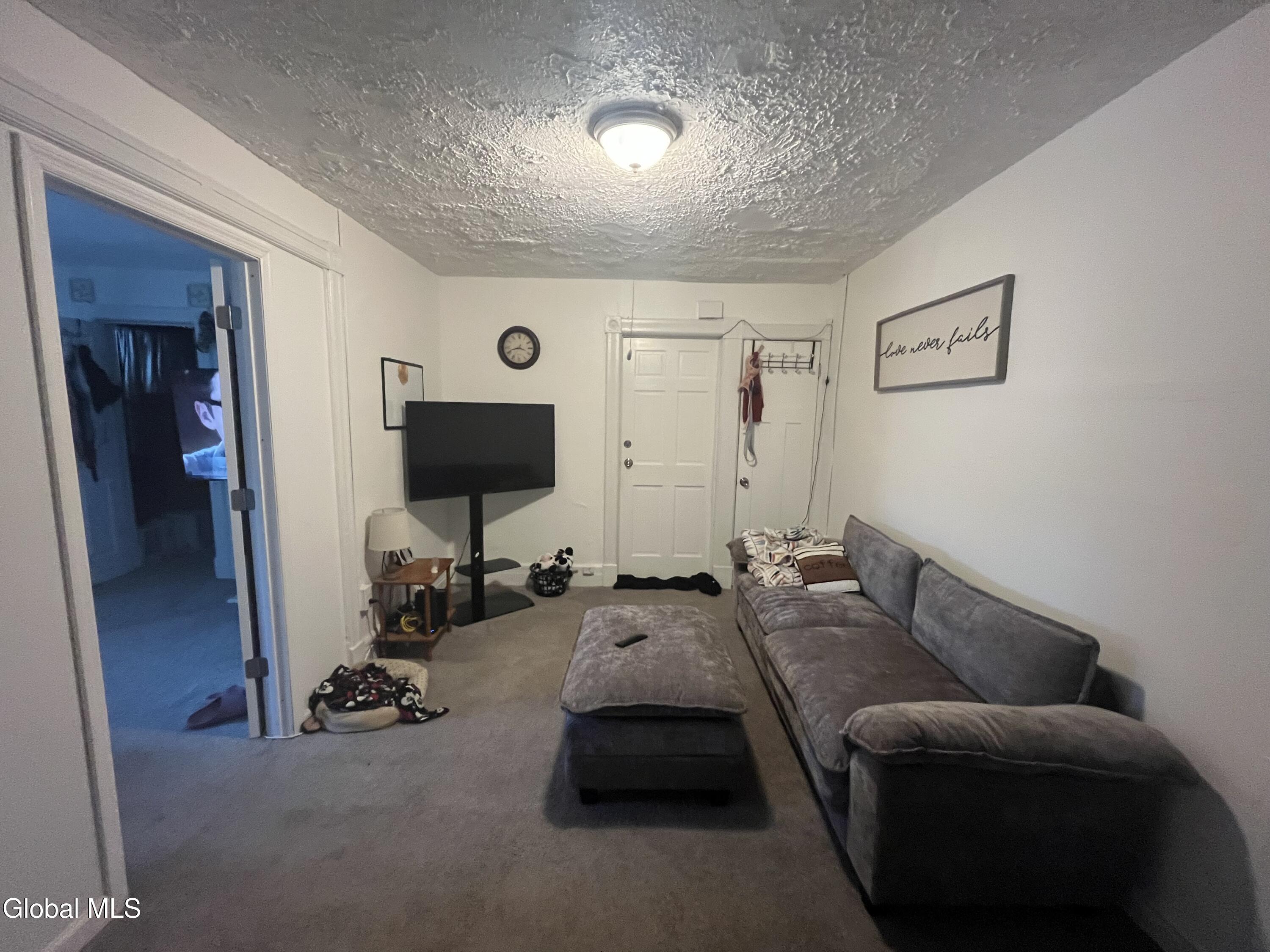 708 East Street Rensselaer, NY 12144 - Photo 6 of 29 2nd fl LR4