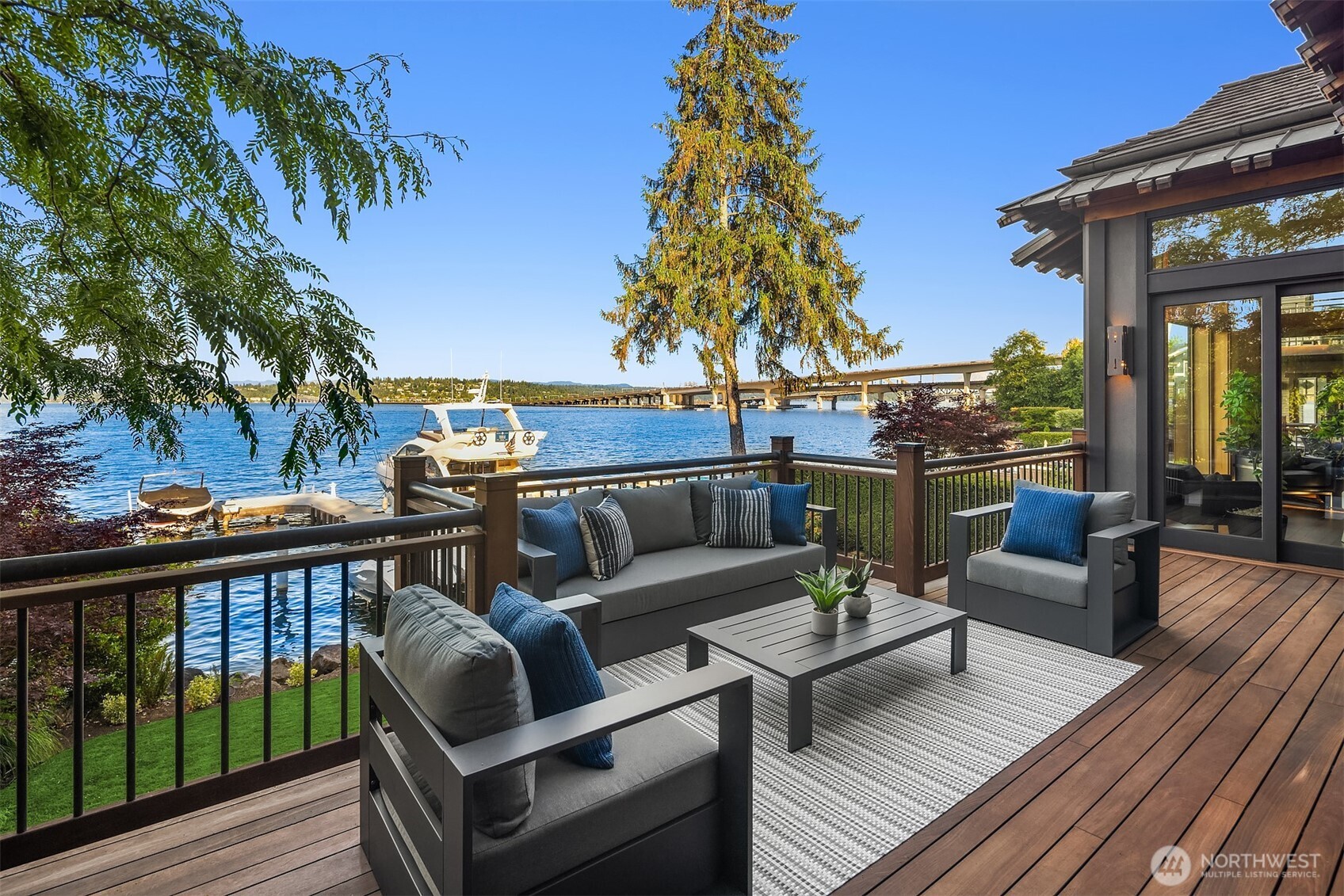 1104 Lakeside Avenue South Seattle, WA 98144 - Photo 14 of 40