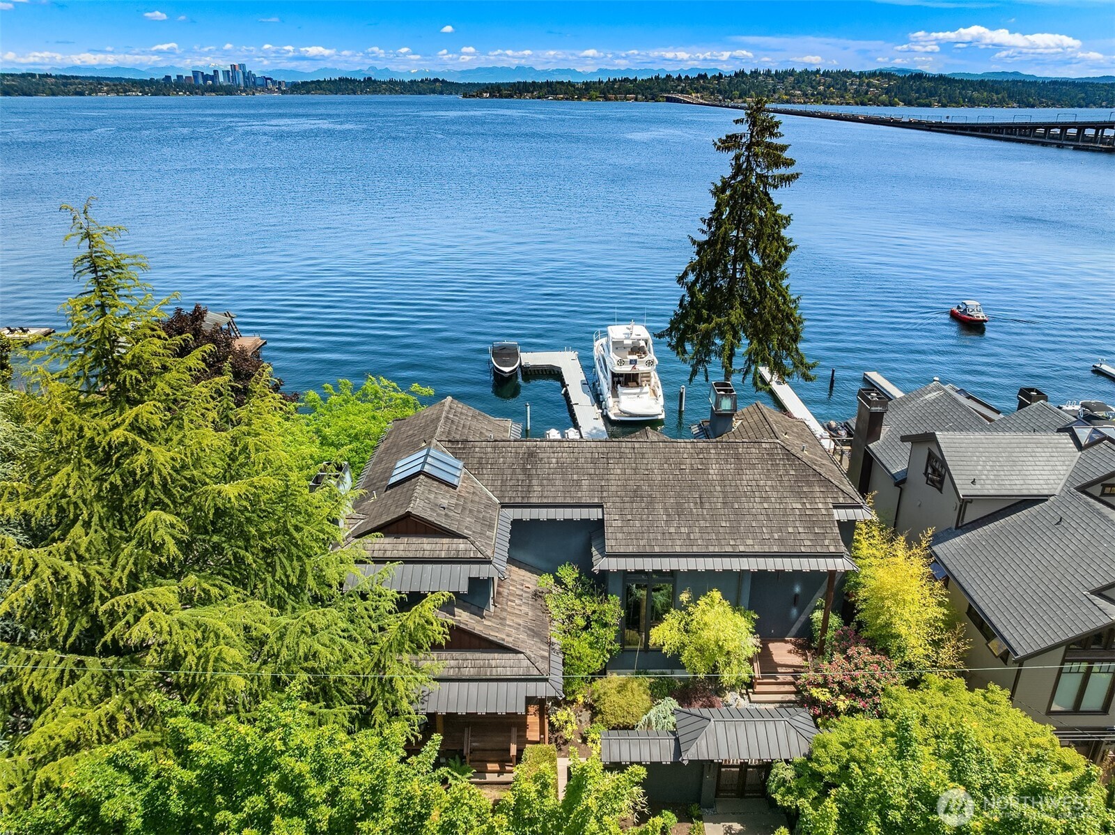 1104 Lakeside Avenue South Seattle, WA 98144 - Photo 2 of 40