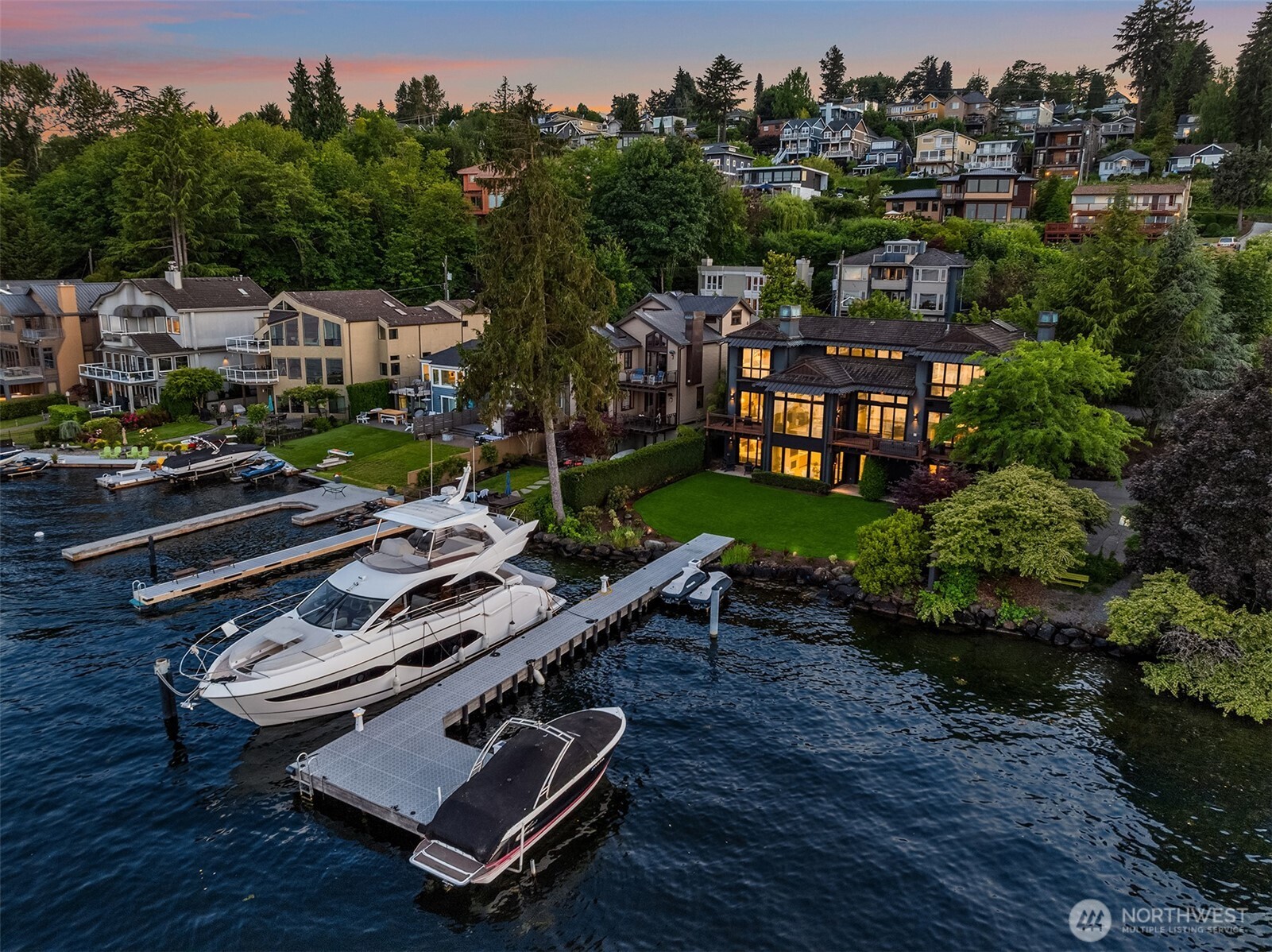 1104 Lakeside Avenue South Seattle, WA 98144 - Photo 37 of 40
