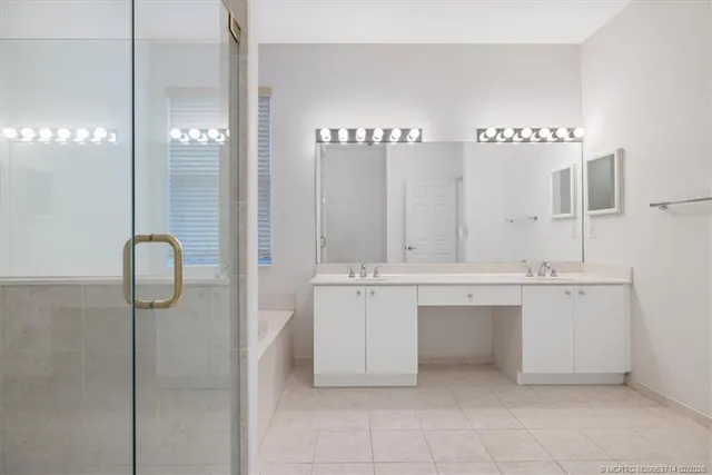 $537,000 | 1052 Southeast Westminster Place, Stuart, FL 34997