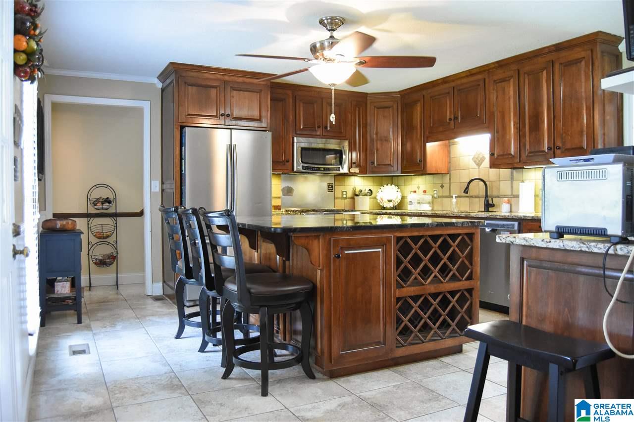 1216 Valleywood Road Oxford, AL 36203 - Photo 6 of 49