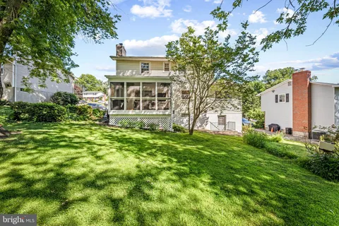 $625,000 | 6 Thurkill Court, Cockeysville, MD 21030
