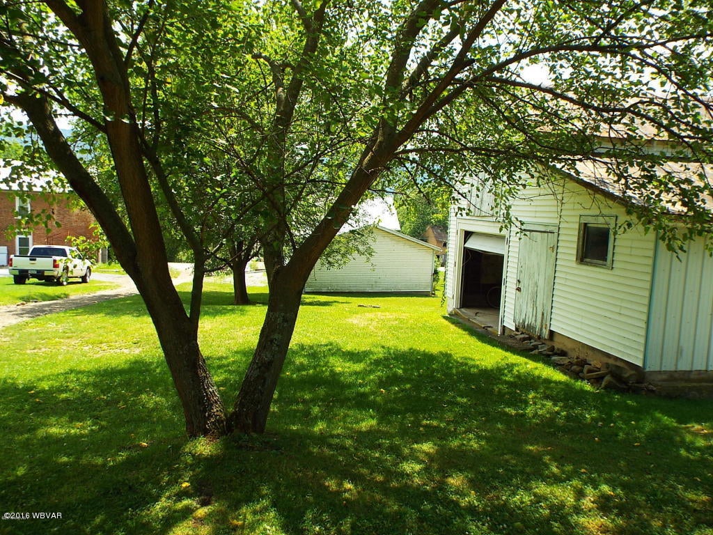 1314 West Valley Road Loganton, PA 17747 - Photo 11 of 36 20160808185332197819000000-o