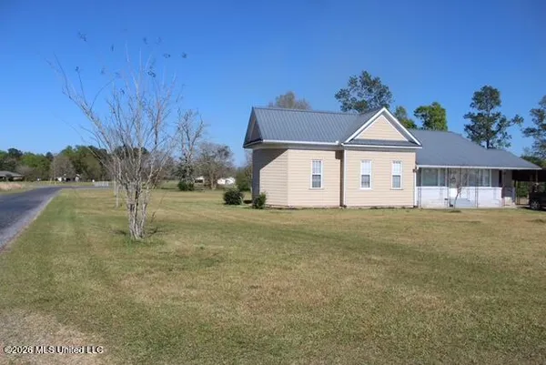 $185,000 | 1956 Callender Road Northeast, Brookhaven, MS 39601