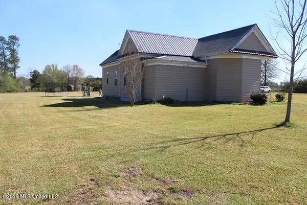 $185,000 | 1956 Callender Road Northeast, Brookhaven, MS 39601