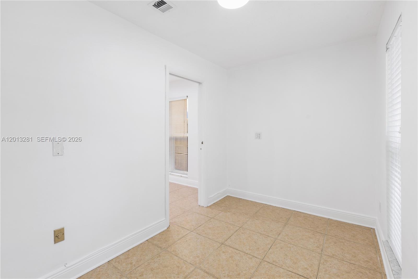 5770 Southwest 55th Street Miami, FL 33155 - Photo 11 of 38