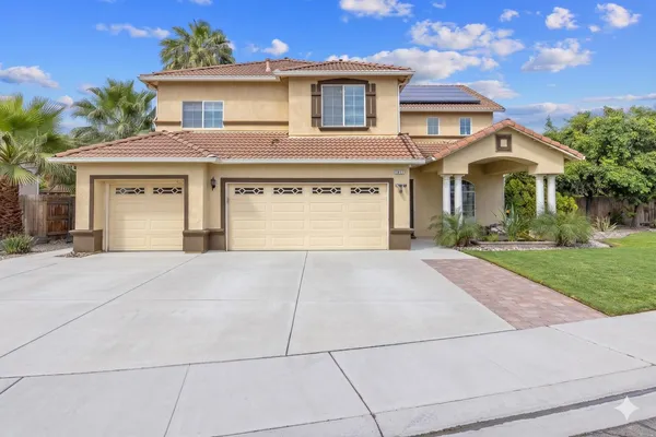 $587,000 | 1077 Paradise Drive, Lemoore, CA 93245