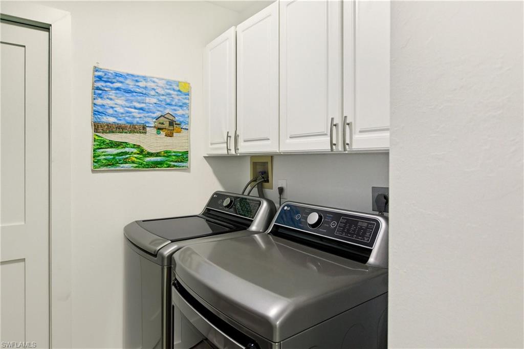 688 Wiggins Lake Drive, Unit 201 Naples, FL 34110 - Photo 25 of 46