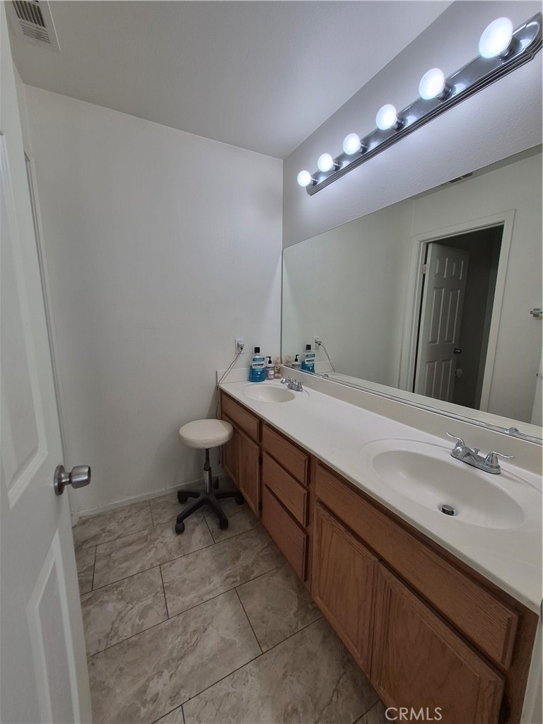 1785 Catania Drive Riverside, CA 92507 - Photo 28 of 47 Restroom #2 upstairs with Double Sinks.
