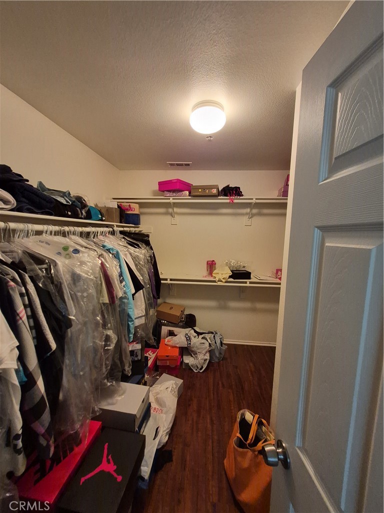1785 Catania Drive Riverside, CA 92507 - Photo 38 of 47 Huge Walk in Closet that Wraps around. L Shaped.