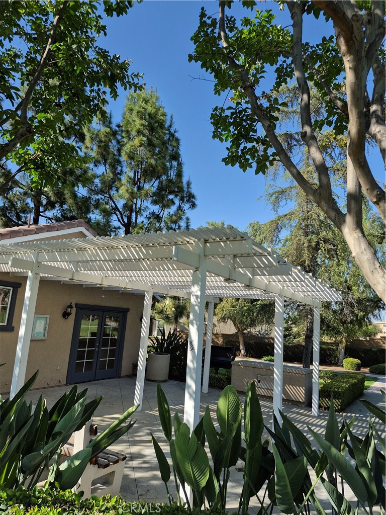 1785 Catania Drive Riverside, CA 92507 - Photo 43 of 47 Community Gazebo with small Hall and Barbecue for Community Residents.