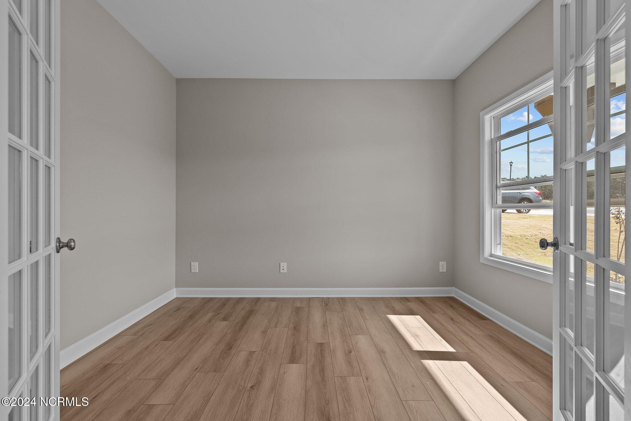189 Rough Rdg Trail, Unit 10 Aberdeen, NC 28315 - Photo 6 of 69 4-web-or-mls-707A6351