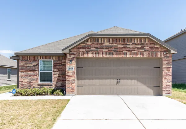 $1,700 | 18408 Speculator Lane, Elgin, TX 78621