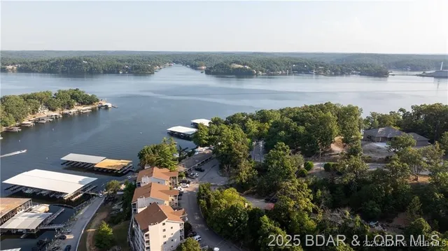 $215,000 | 20 Wheel House Circle, Unit 4A, Lake Ozark, MO 65049