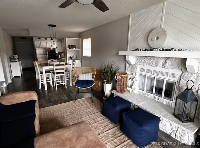 $215,000 | 20 Wheel House Circle, Unit 4A, Lake Ozark, MO 65049
