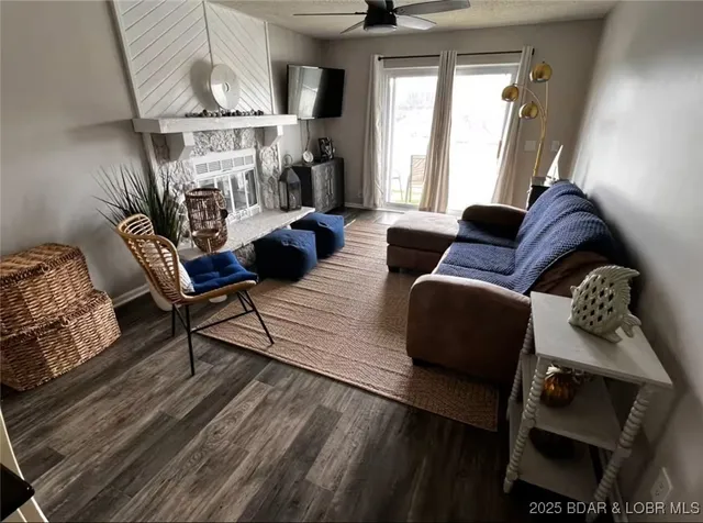 $215,000 | 20 Wheel House Circle, Unit 4A, Lake Ozark, MO 65049