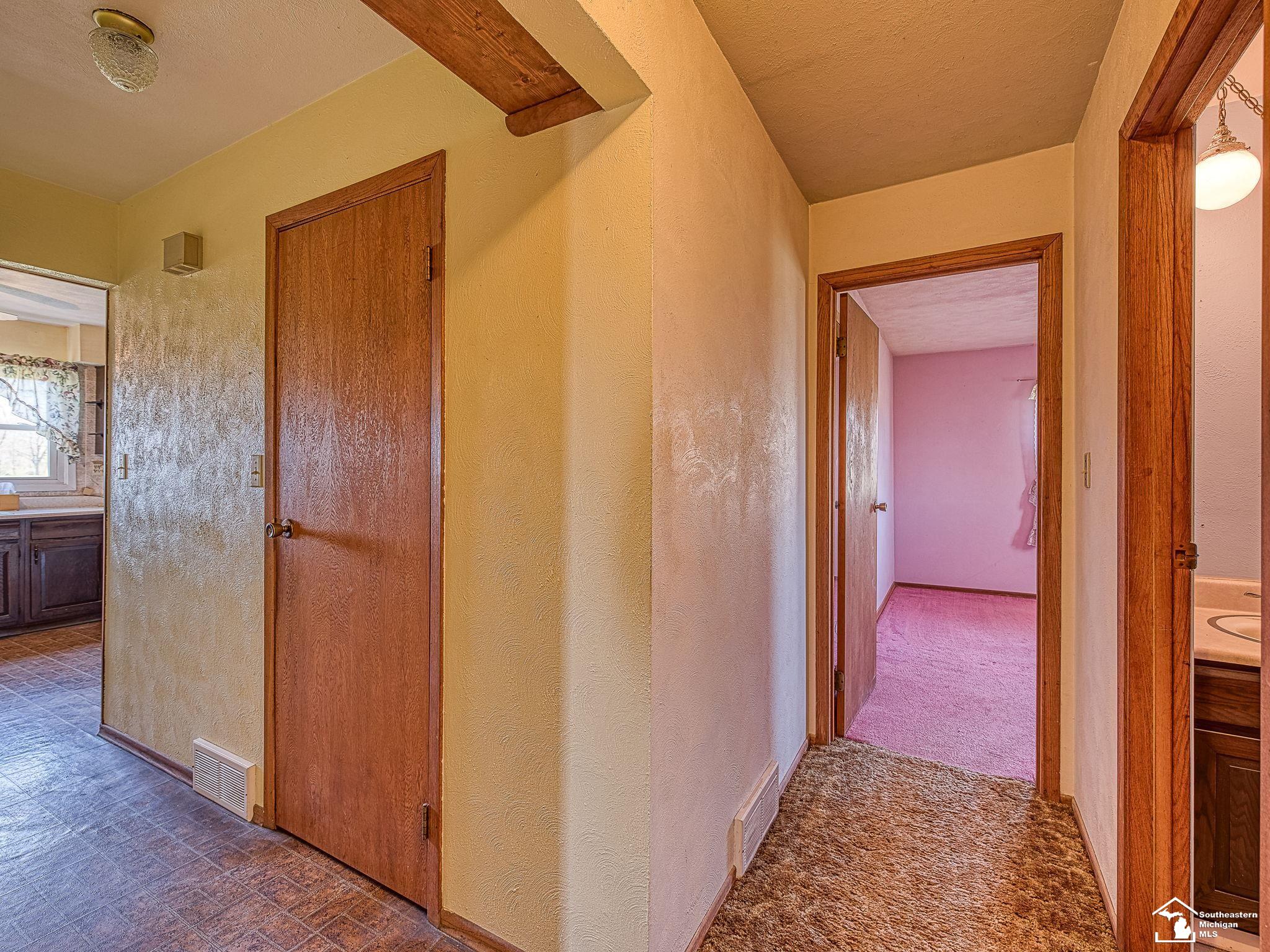 5400 North Rea Road Dundee, MI 48131 - Photo 12 of 43 Gallery Image 12
