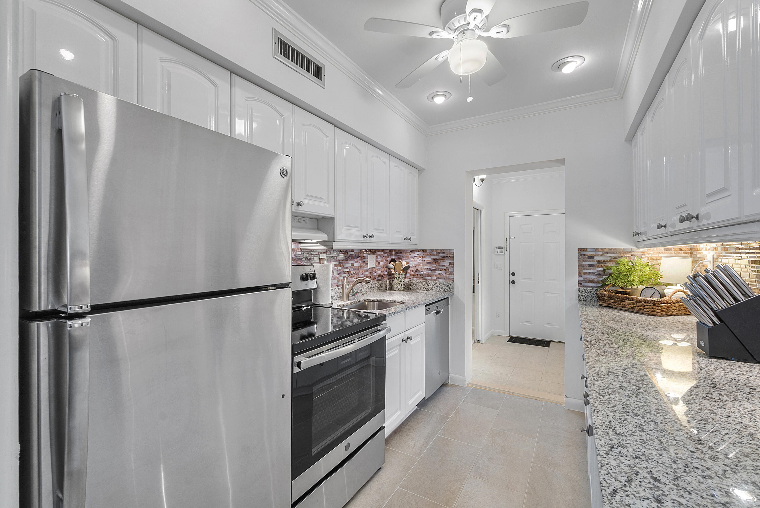 770 East Camino Real, Unit 6 Boca Raton, FL 33432 - Photo 37 of 39 770 E Camino Real U6_47