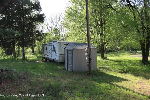 $479,000 | 432 Kings Highway, Saugerties, NY 12477