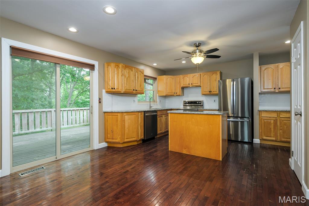7156 Becker Road St. Louis, MO 63129 - Photo 10 of 43 Gallery Image 10