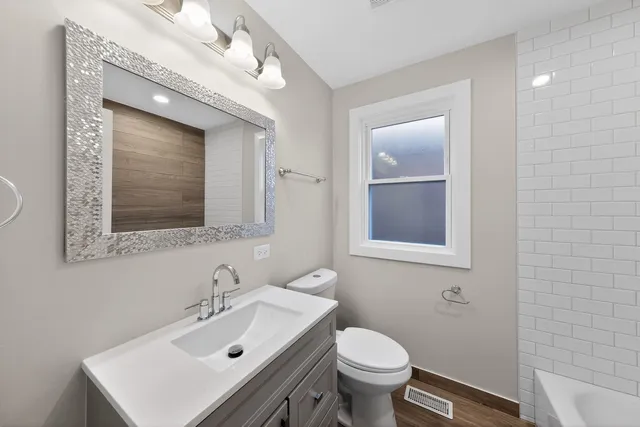 $489,750 | 6559 South Kedvale Avenue, Chicago, IL 60629