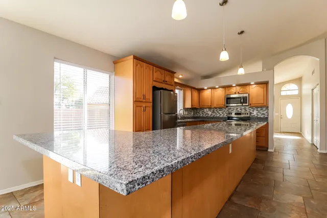 $2,099 | 2722 North 122nd Avenue, Avondale, AZ 85392