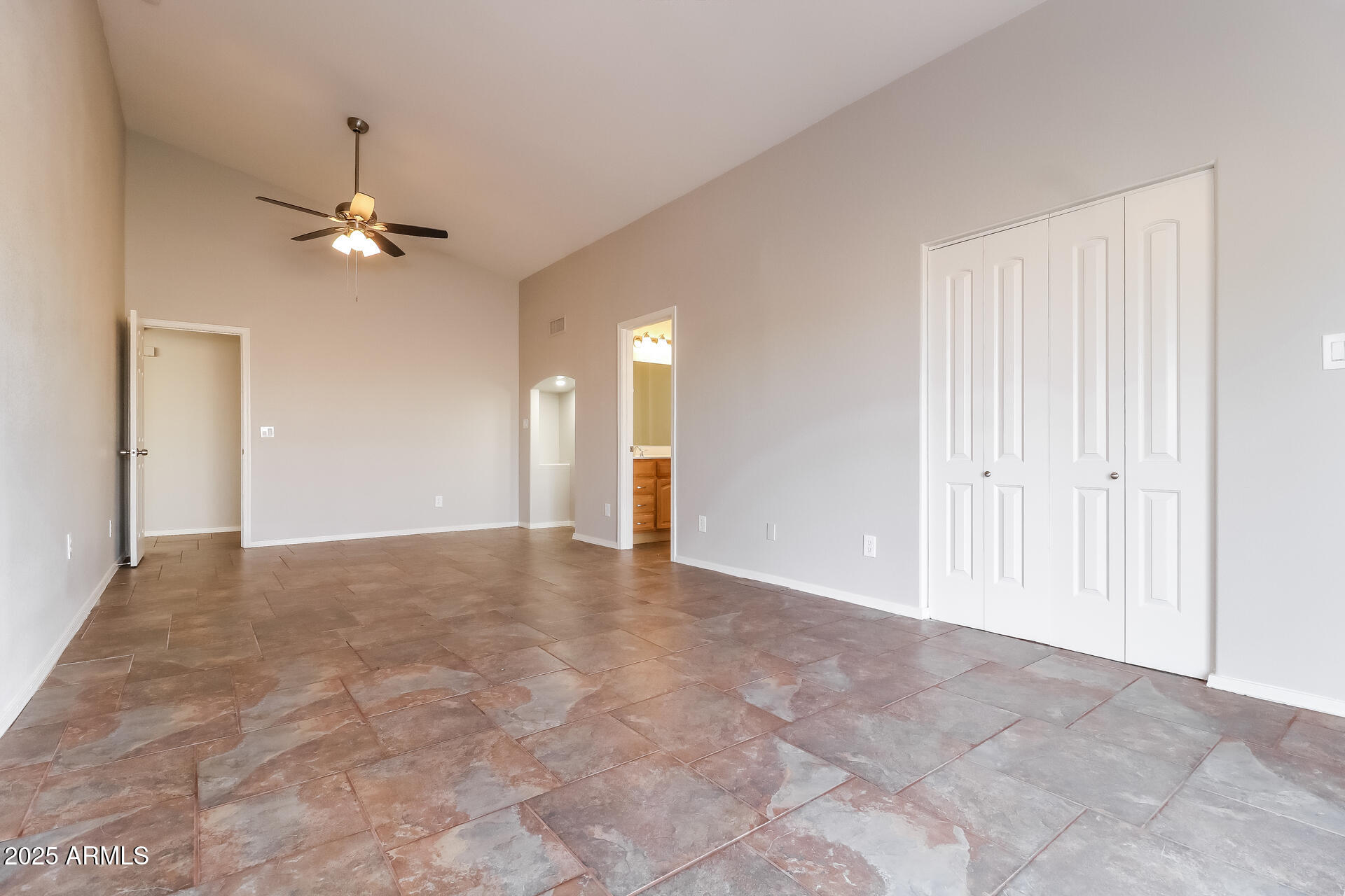 2722 North 122nd Avenue Avondale, AZ 85392 - Photo 8 of 16 008-photo-main-bedroom-12162381