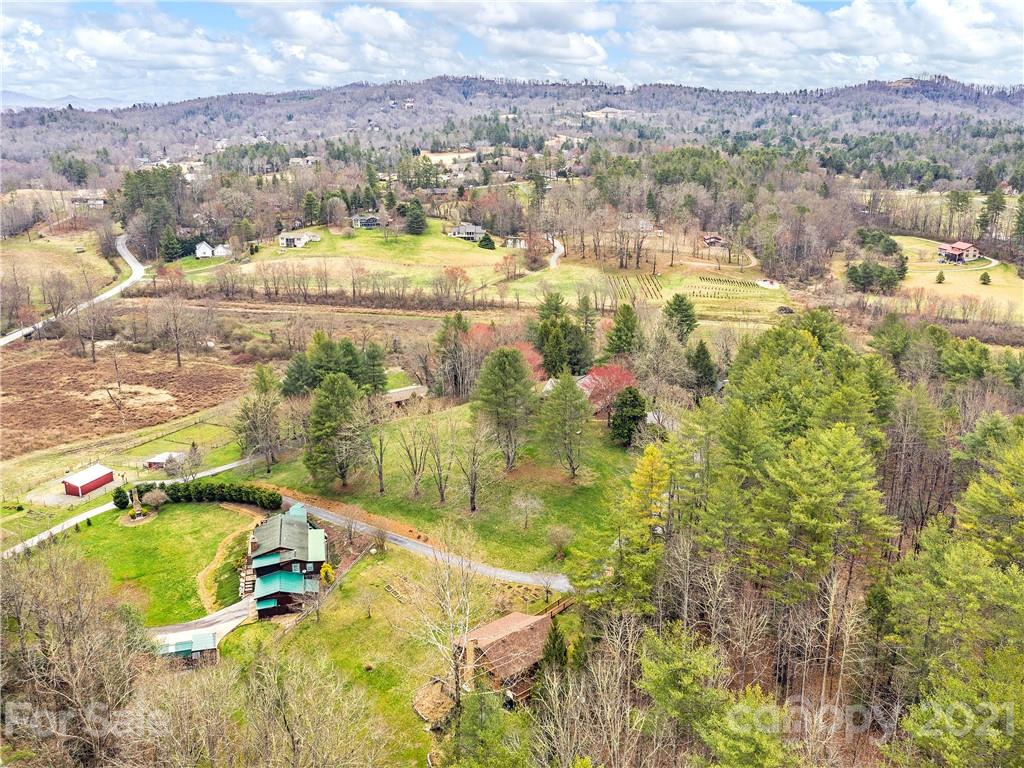 70 Rock Rest Road Hendersonville, NC 28739 - Photo 33 of 35 Gallery Image 33