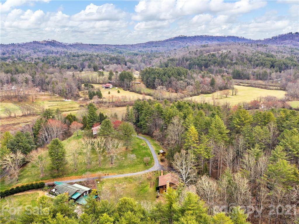 70 Rock Rest Road Hendersonville, NC 28739 - Photo 35 of 35 Gallery Image 35