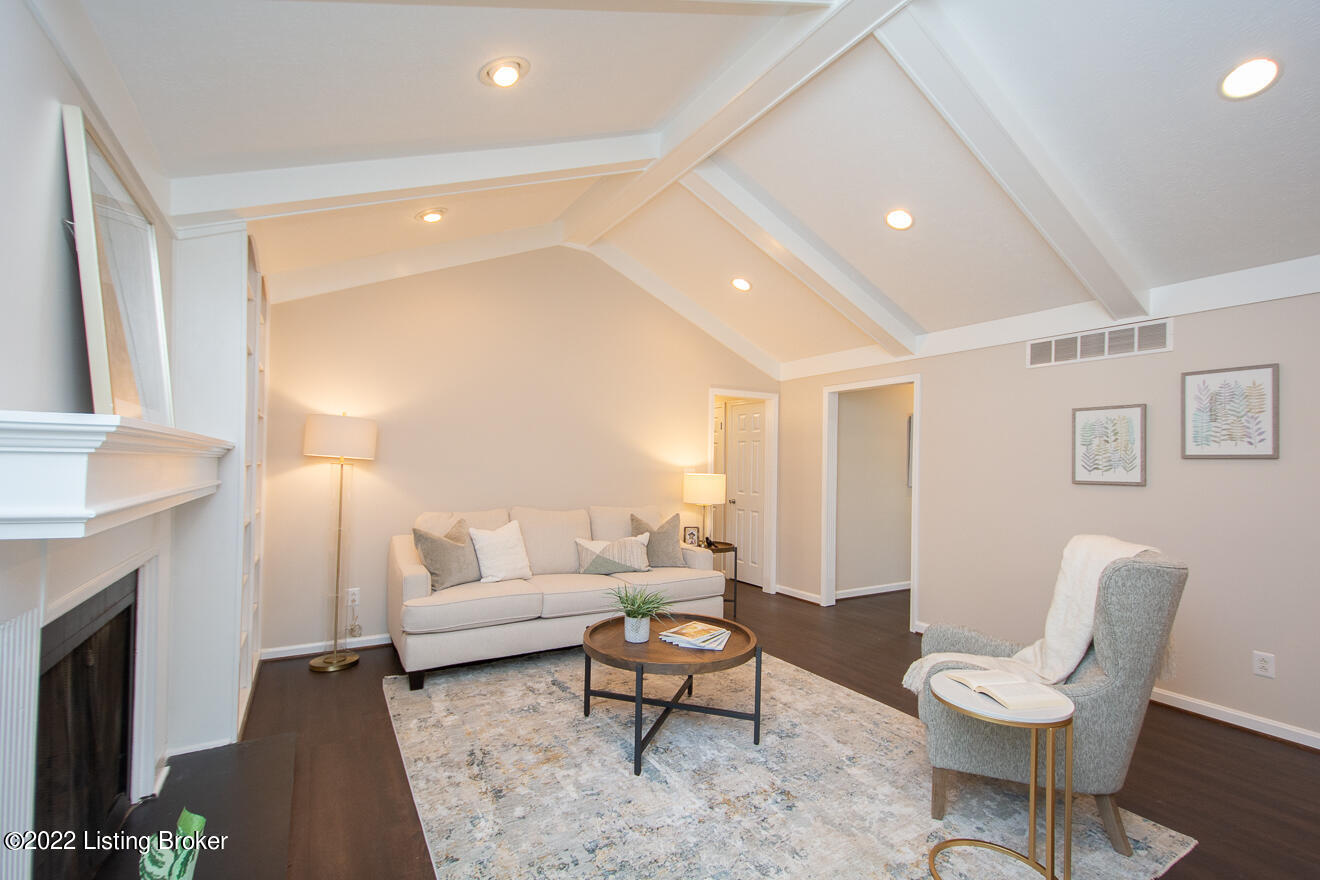 12129 Maplewood Road Goshen, KY 40026 - Photo 7 of 54 Great Room
