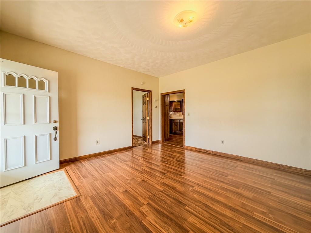 112 Heinz Road, Unit 1 Butler, PA 16001 - Photo 9 of 39 Gallery Image 9