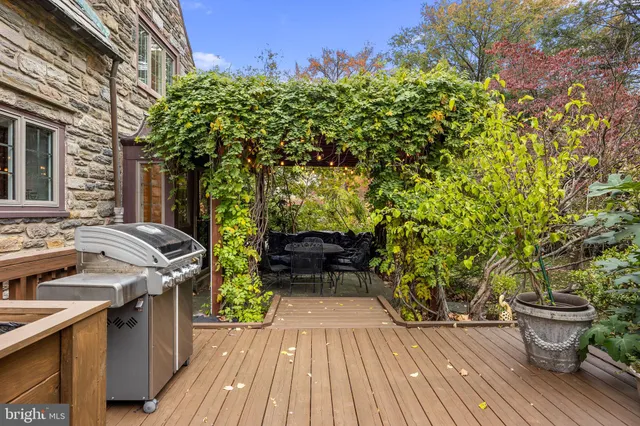 $899,900 | 1191 Wheatsheaf Lane, Abington, PA 19001