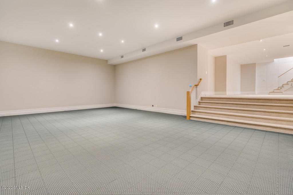 180 Stanwich Road Greenwich, CT 06830 - Photo 18 of 19