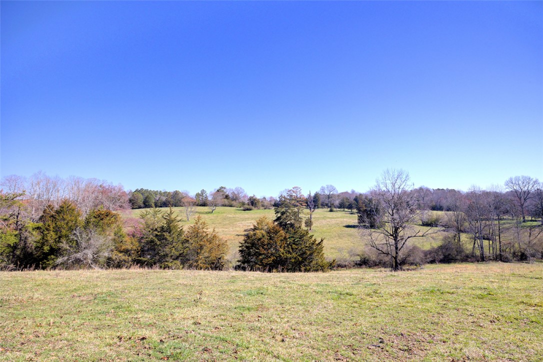 665 Brc Drive West Union, SC 29696 - Photo 17 of 42