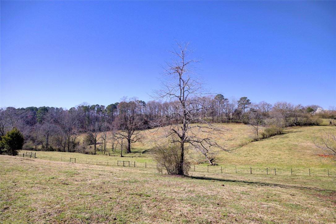 665 Brc Drive West Union, SC 29696 - Photo 18 of 42