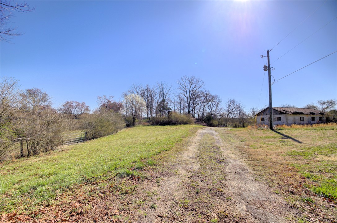 665 Brc Drive West Union, SC 29696 - Photo 32 of 42