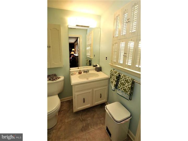 268 Pepper Road Huntingdon Valley, PA 19006 - Photo 14 of 24 Bathroom