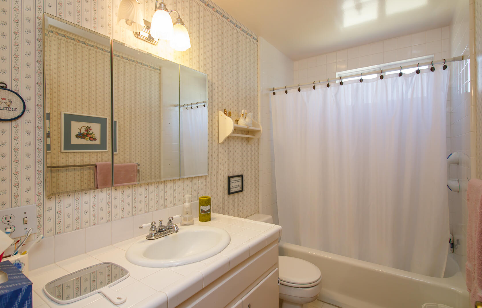 2037 South Stage Road Medford, OR 97501 - Photo 13 of 32 13