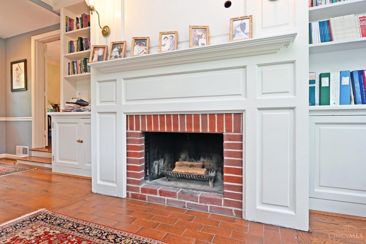 6900 Drake Road Cincinnati, OH 45243 - Photo 18 of 44