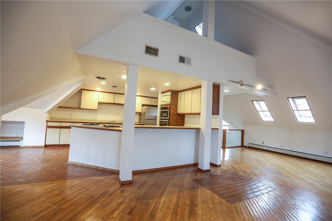 11 Portsmouth Terrace, Unit 3 Rochester, NY 14607 - Photo 2 of 27