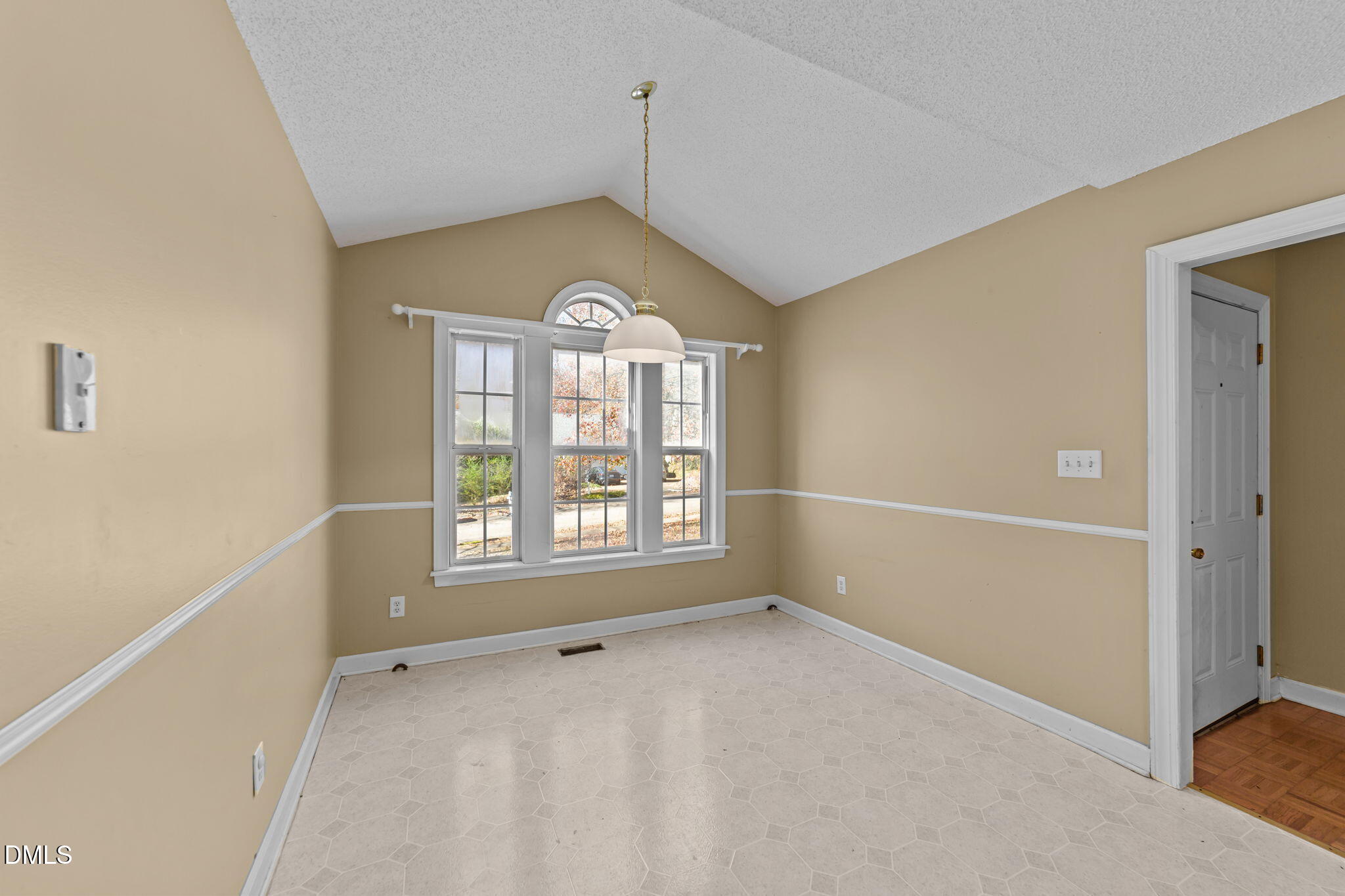 624 Harris Point Way Wake Forest, NC 27587 - Photo 11 of 38 an empty room with a window