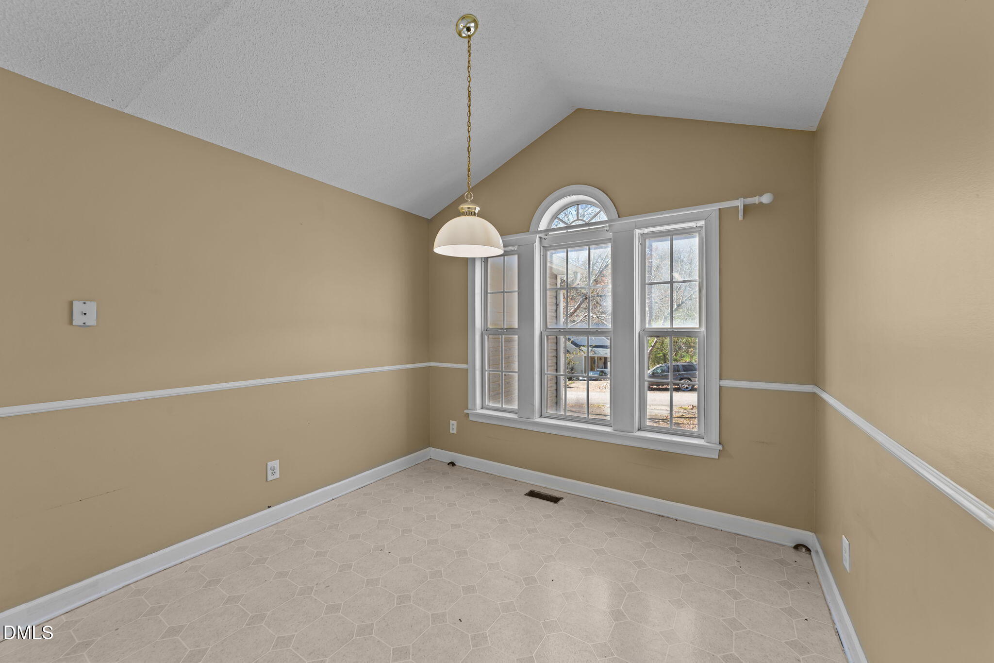 624 Harris Point Way Wake Forest, NC 27587 - Photo 8 of 38 a view of a livingroom with a window