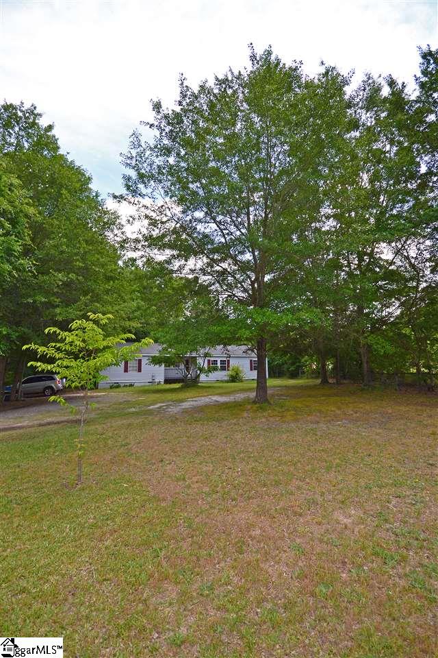 343 Fort Lindley Road Laurens, SC 29360 - Photo 14 of 19