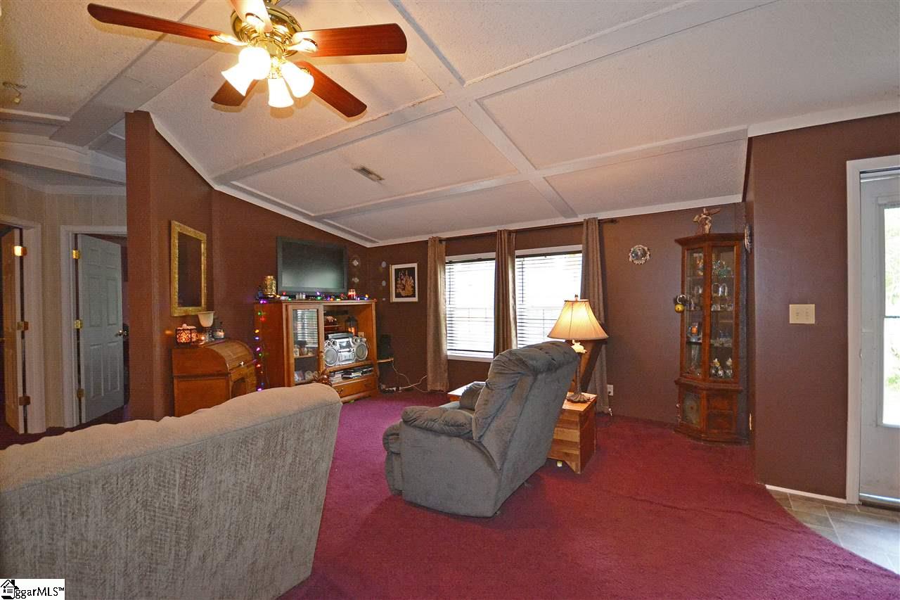 343 Fort Lindley Road Laurens, SC 29360 - Photo 3 of 19